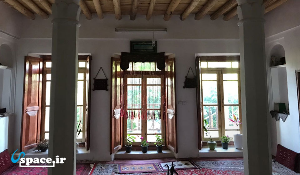 نمای داخلی اتاق اقامتگاه بوم گردی یحیی بیک - زیارت - شیروان - خراسان شمالی